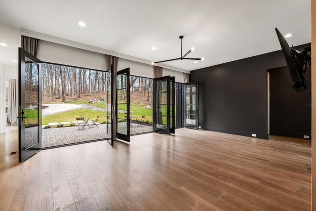 925 Weeping Willow Rd, Hendersonville, TN 37075