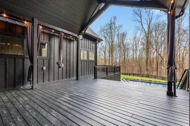 925 Weeping Willow Rd, Hendersonville, TN 37075