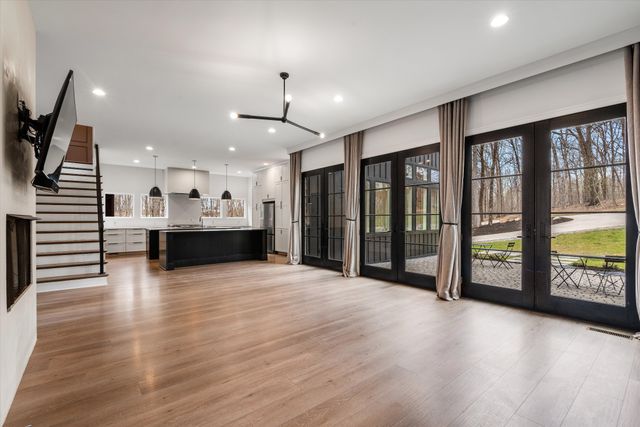 925 Weeping Willow Rd, Hendersonville, TN 37075