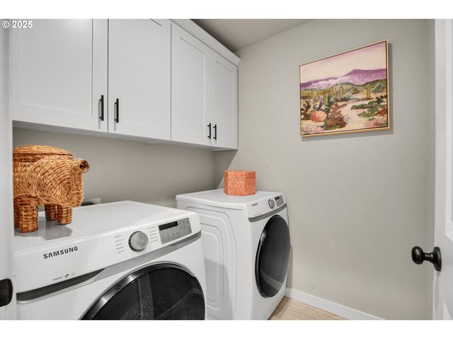 12467 Se WATER DROP Way, Happy Valley, OR 97086