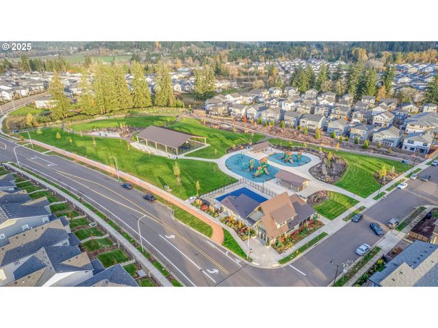 12467 Se WATER DROP Way, Happy Valley, OR 97086