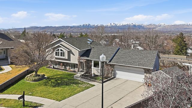 1320 E WOODHILL CIR, Sandy, UT 84092