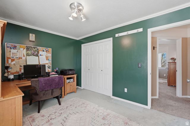 1320 E WOODHILL CIR, Sandy, UT 84092