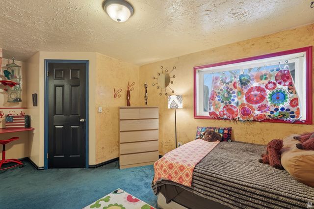 1320 E WOODHILL CIR, Sandy, UT 84092