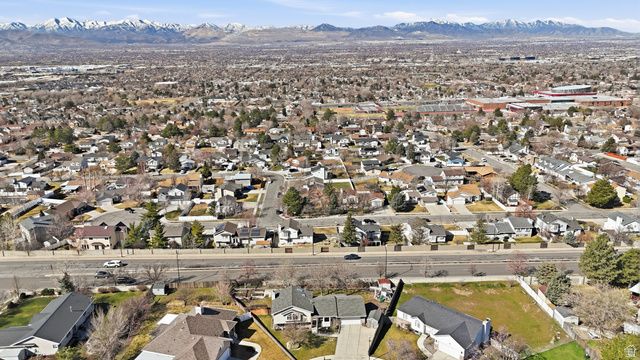 1320 E WOODHILL CIR, Sandy, UT 84092