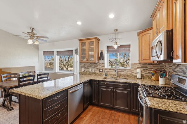 1320 E WOODHILL CIR, Sandy, UT 84092