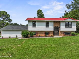 6721 NW Ellesmere Drive, Knoxville, TN 37921