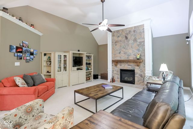 3649 Oak Forge Way, Greenwood, IN 46143