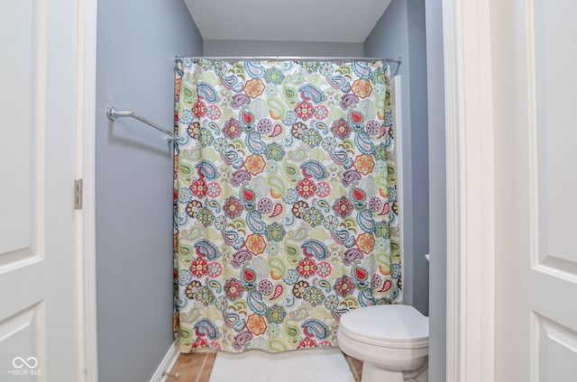 3649 Oak Forge Way, Greenwood, IN 46143
