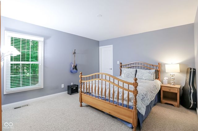 3649 Oak Forge Way, Greenwood, IN 46143