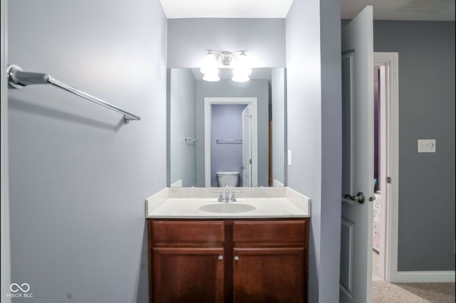 3649 Oak Forge Way, Greenwood, IN 46143