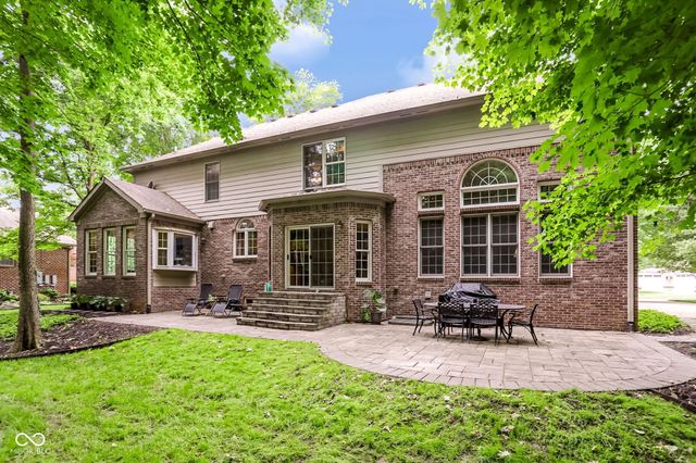 3649 Oak Forge Way, Greenwood, IN 46143