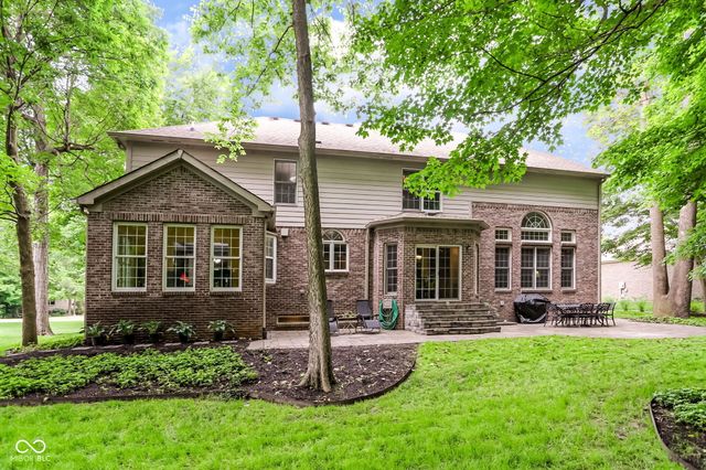 3649 Oak Forge Way, Greenwood, IN 46143