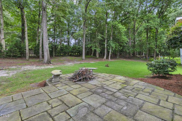 2811 Deerfield Lane N, Wilson, NC 27896