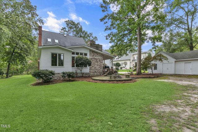 2811 Deerfield Lane N, Wilson, NC 27896