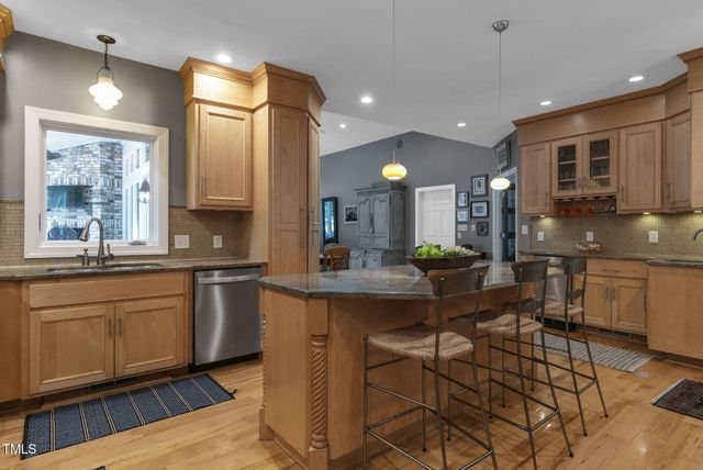 2811 Deerfield Lane N, Wilson, NC 27896