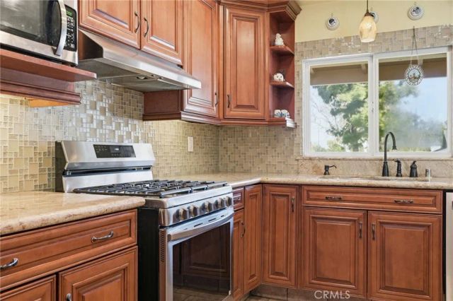 15870 SILVER STAR Lane, Canyon Country, CA 91387