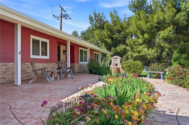 15870 SILVER STAR Lane, Canyon Country, CA 91387