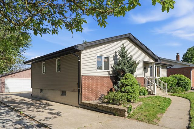 8147 Harrison Avenue, Munster, IN 46321