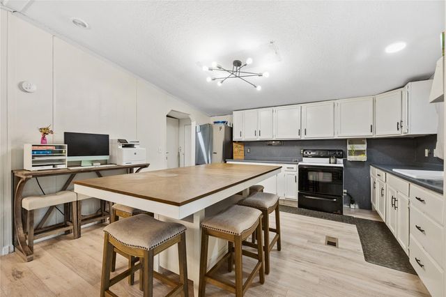 12203 Day Drive, Conroe, TX 77303