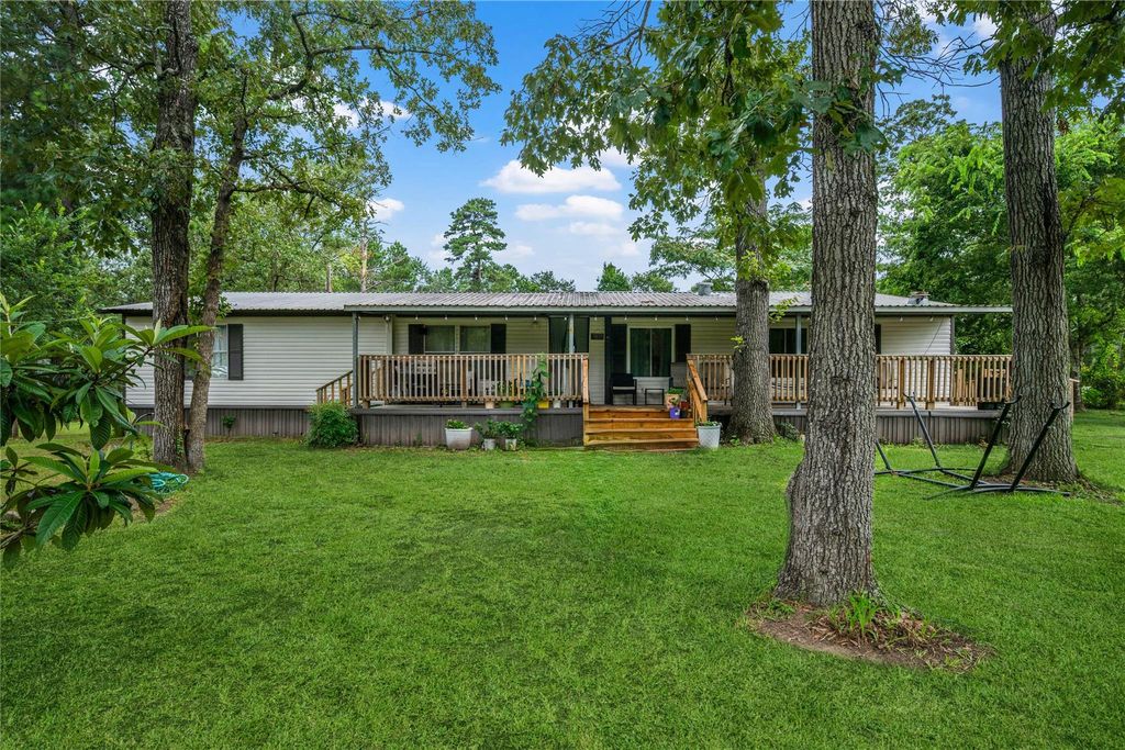 12203 Day Drive, Conroe, TX 77303