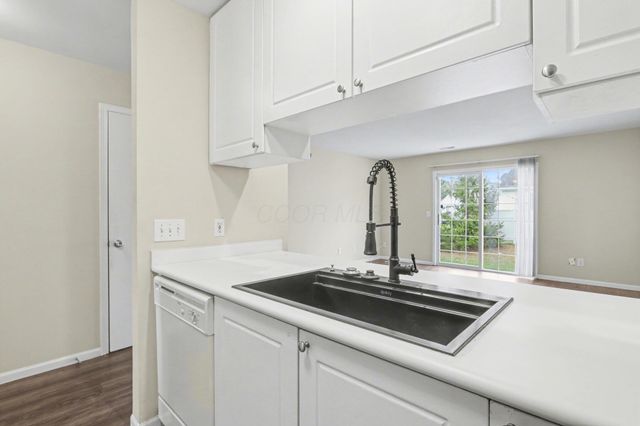 4666 Shalers Drive, 49C 49C, Columbus, OH 43228