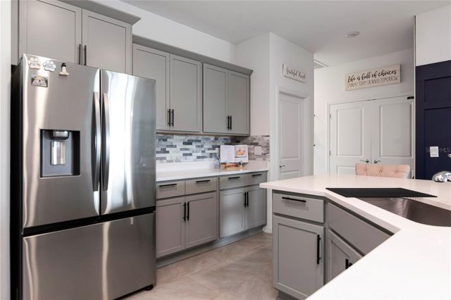 8556 BOLD CYPRESS LANE, Wesley Chapel, FL 33545