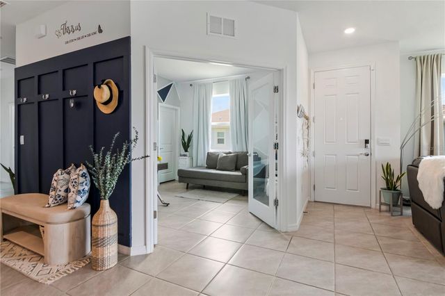 8556 BOLD CYPRESS LANE, Wesley Chapel, FL 33545
