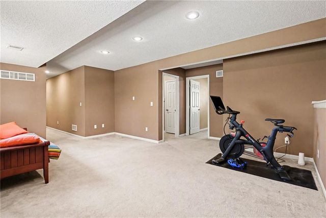 20669 W 124TH Terrace, Olathe, KS 66061