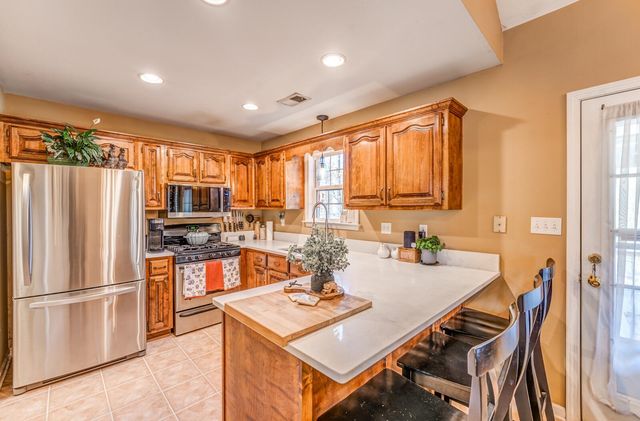 42 WILSHIRE LN, Atoka, TN 38004