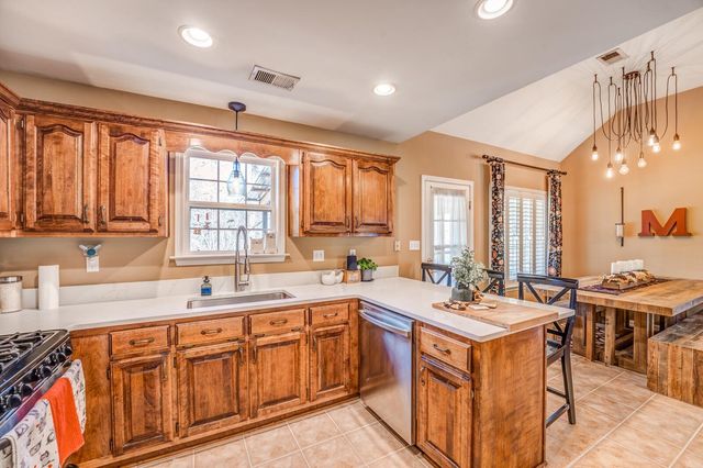 42 WILSHIRE LN, Atoka, TN 38004