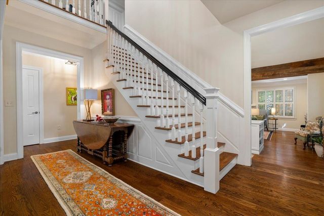 558 Central Avenue, Lexington, KY 40502
