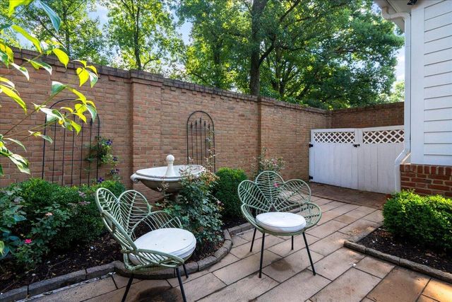 558 Central Avenue, Lexington, KY 40502