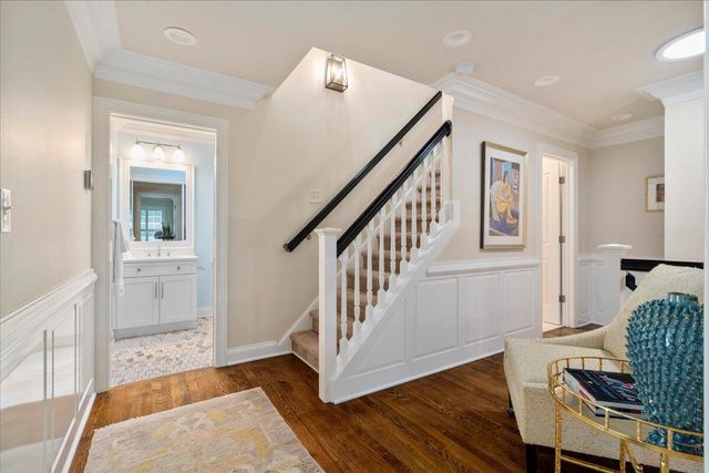 558 Central Avenue, Lexington, KY 40502