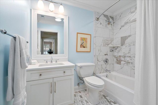 558 Central Avenue, Lexington, KY 40502