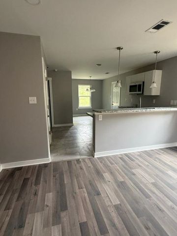 382 CARBON DR, Memphis, TN 38109