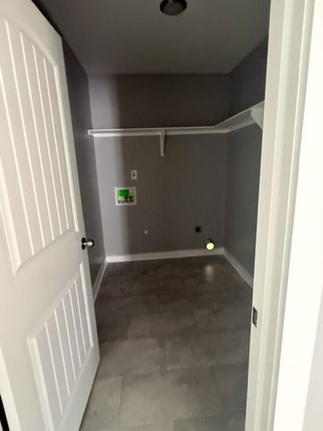 382 CARBON DR, Memphis, TN 38109