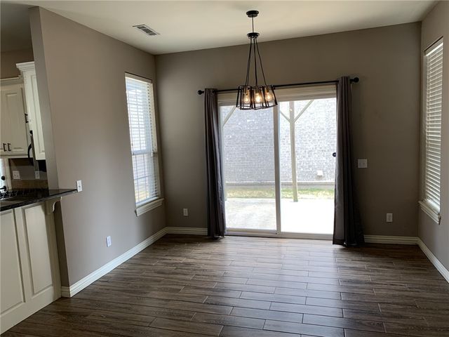 4156 W Bradstreet Lane, Fayetteville, AR 72704