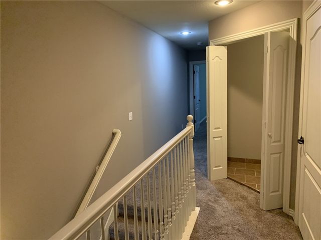 4156 W Bradstreet Lane, Fayetteville, AR 72704