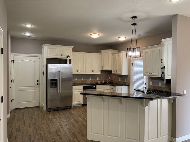 4156 W Bradstreet Lane, Fayetteville, AR 72704