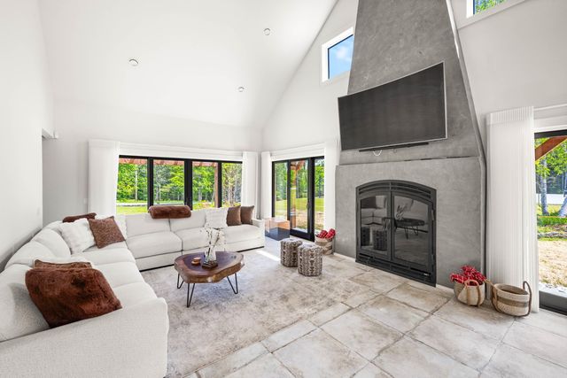 88 Mann Road, Wilmington, VT 05363