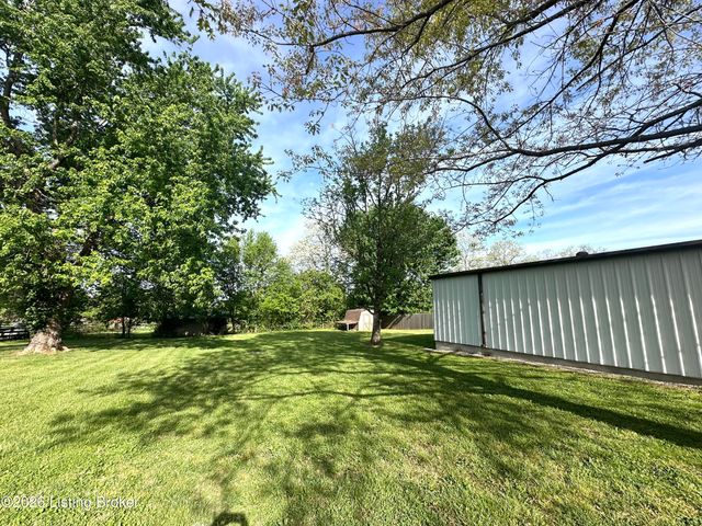 1028 Farmaway Dr, Bardstown, KY 40004