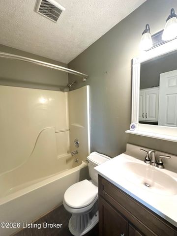 1028 Farmaway Dr, Bardstown, KY 40004