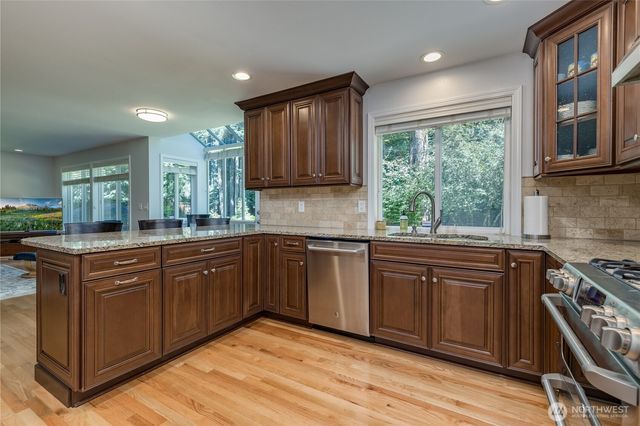 29938 200th Court SE, Kent, WA 98042