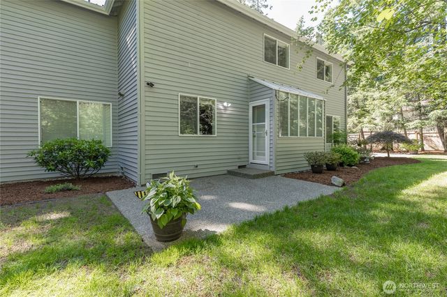 29938 200th Court SE, Kent, WA 98042