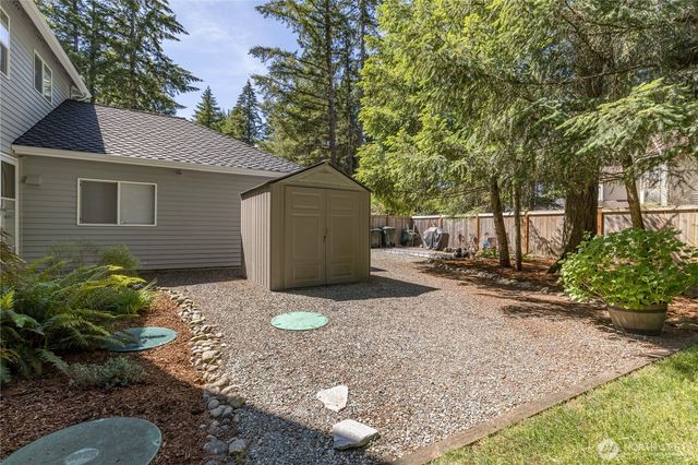 29938 200th Court SE, Kent, WA 98042