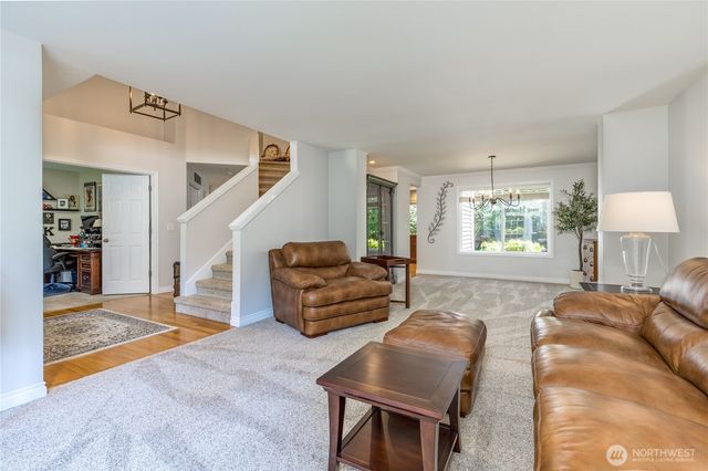 29938 200th Court SE, Kent, WA 98042