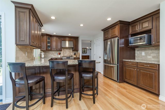 29938 200th Court SE, Kent, WA 98042