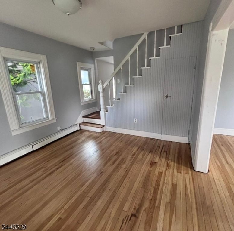 11 Baker St, Dover Town, NJ 07801 — photo 2