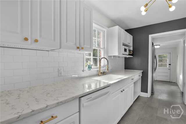 717 E 60th Street, Savannah, GA 31405